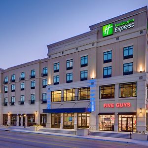 Holiday Inn Express & Suites - Kansas City Ku Medical Center By Ihg